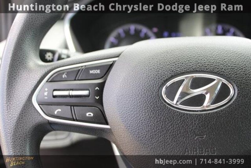 2020 Hyundai Santa Fe SEImage 18