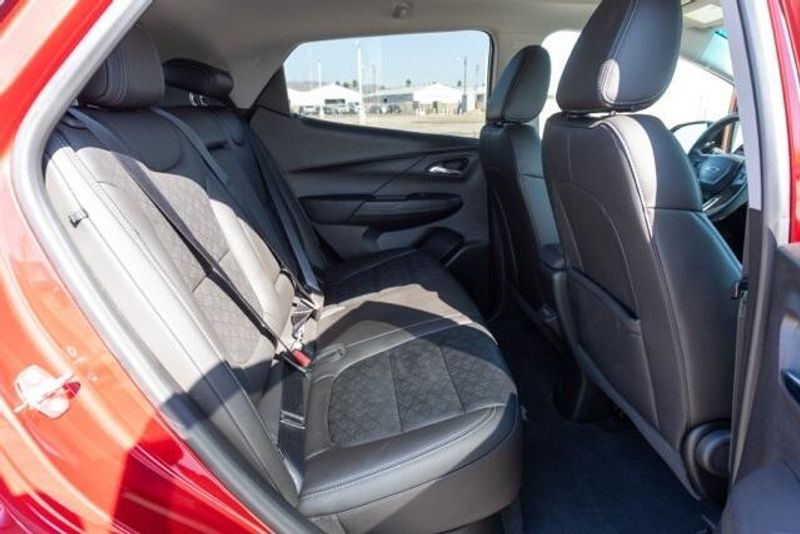 Used 2023 Chevrolet Bolt EV 2LTImage 12