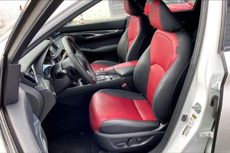 Used 2023 INFINITI QX50 SportImage 24