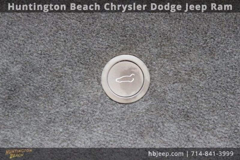 2023 Tesla Model S BaseImage 34