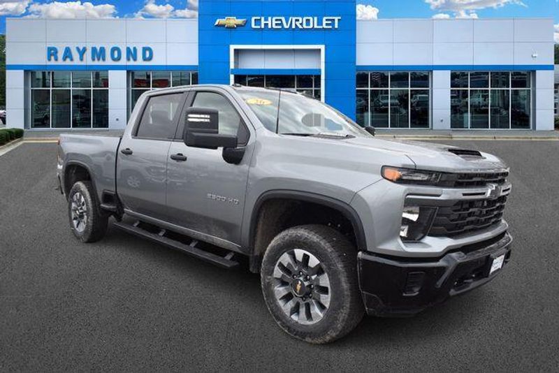 New 2026 Chevrolet Silverado 2500HD CustomImage 1