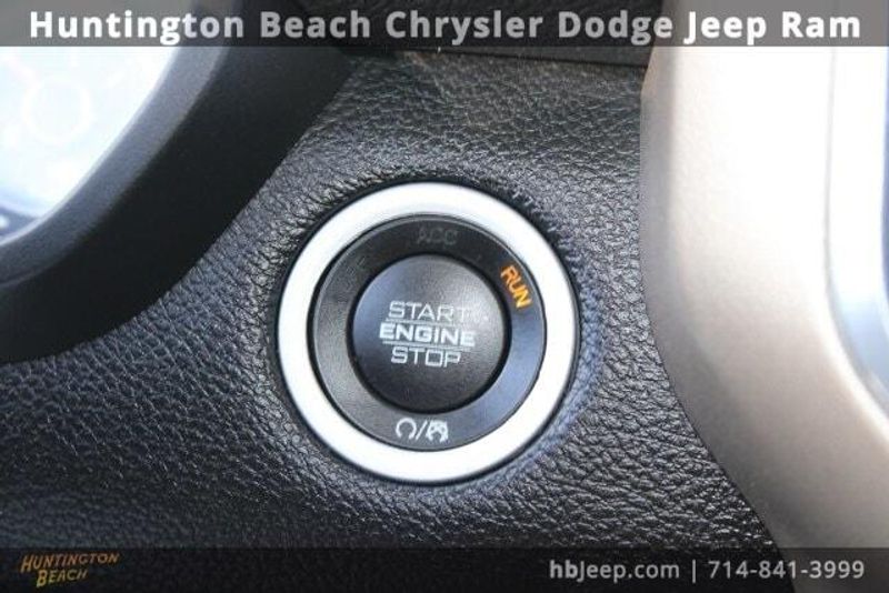2022 RAM 1500 LaramieImage 23