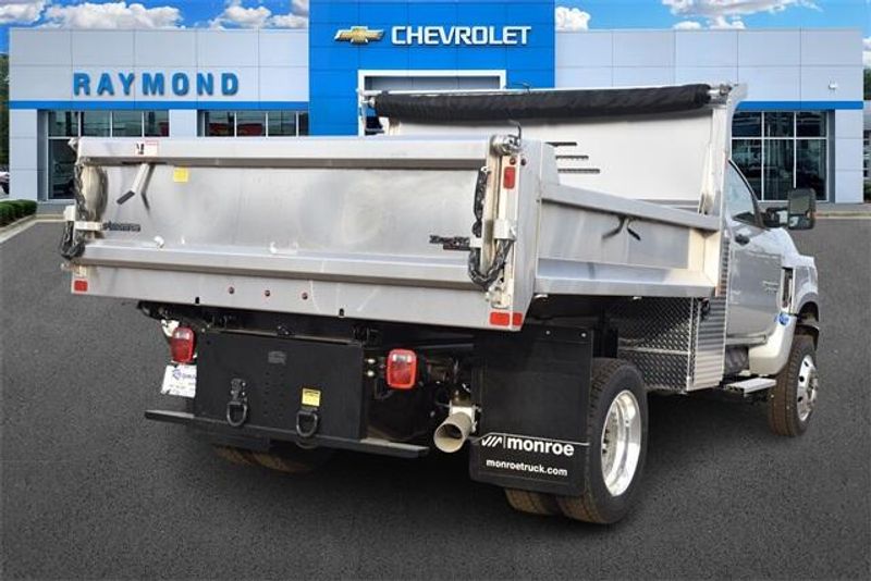 2024 Chevrolet Silverado 4500HD Work TruckImage 3