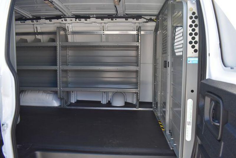New 2025 Chevrolet Express 2500 Work VanImage 14