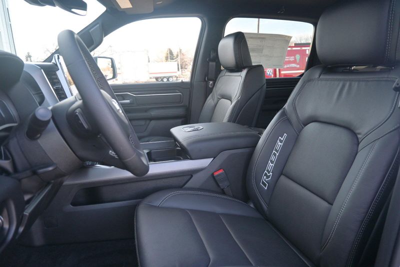 2025 RAM 1500 RebelImage 10