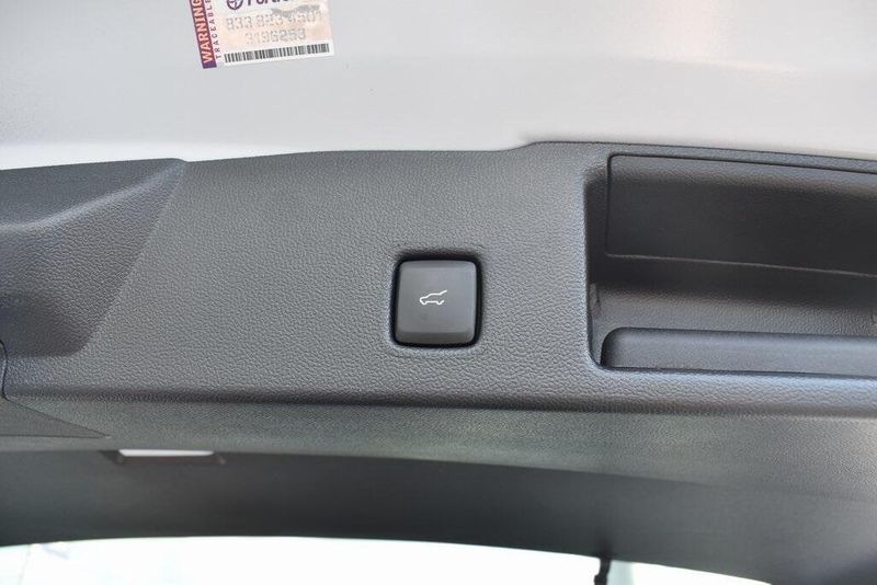 New 2025 Ford Escape ST-LineImage 8