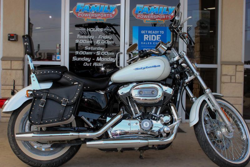 2004 HARLEY SPORTSTER 1200 CUSTOM WHITE 