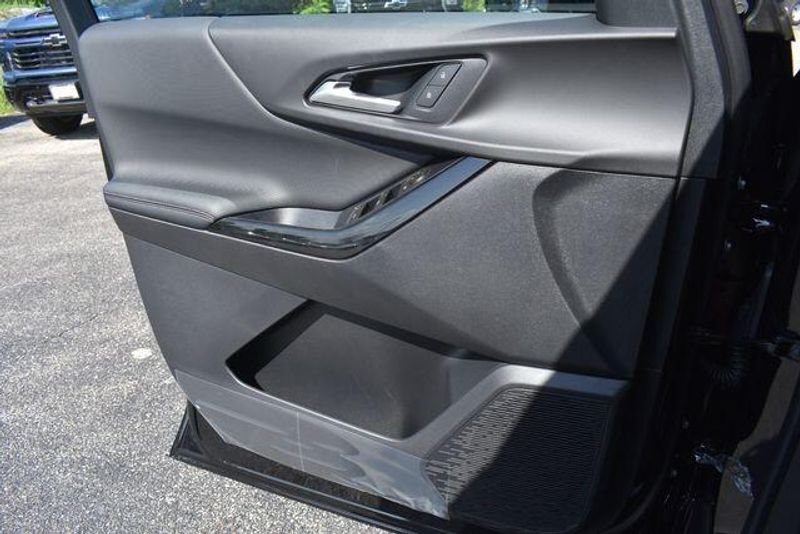 New 2026 Chevrolet Equinox LTImage 32