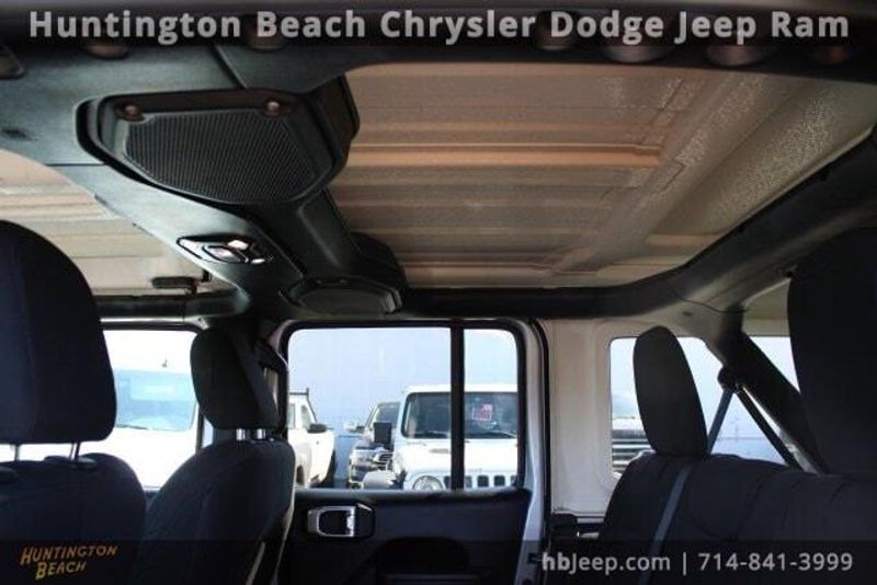2022 Jeep Wrangler Unlimited Sport SImage 37