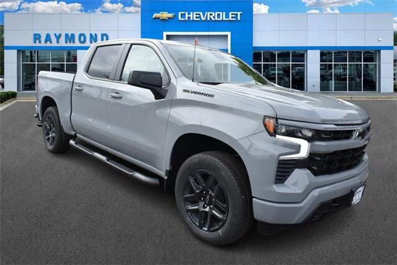 2024 Chevrolet Silverado 1500 RSTImage 10