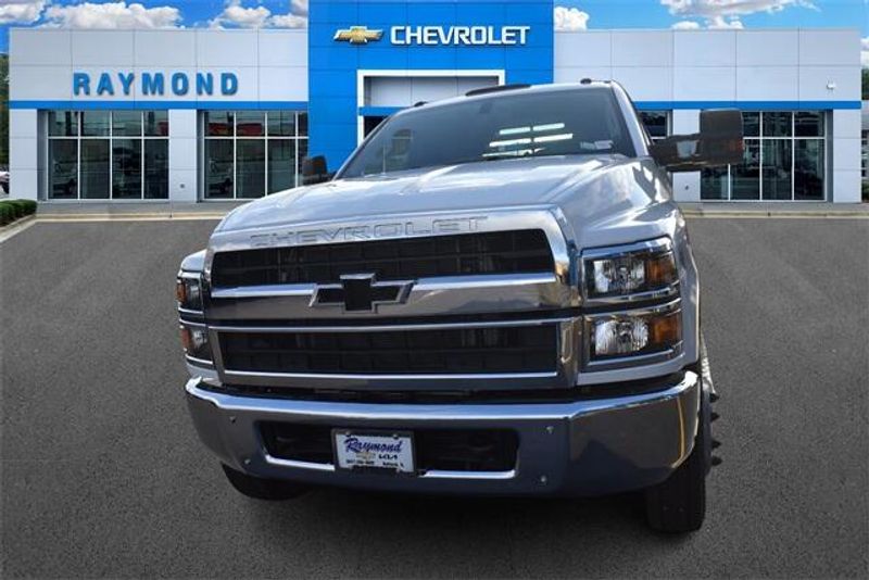 2024 Chevrolet Silverado 4500HD Work TruckImage 6