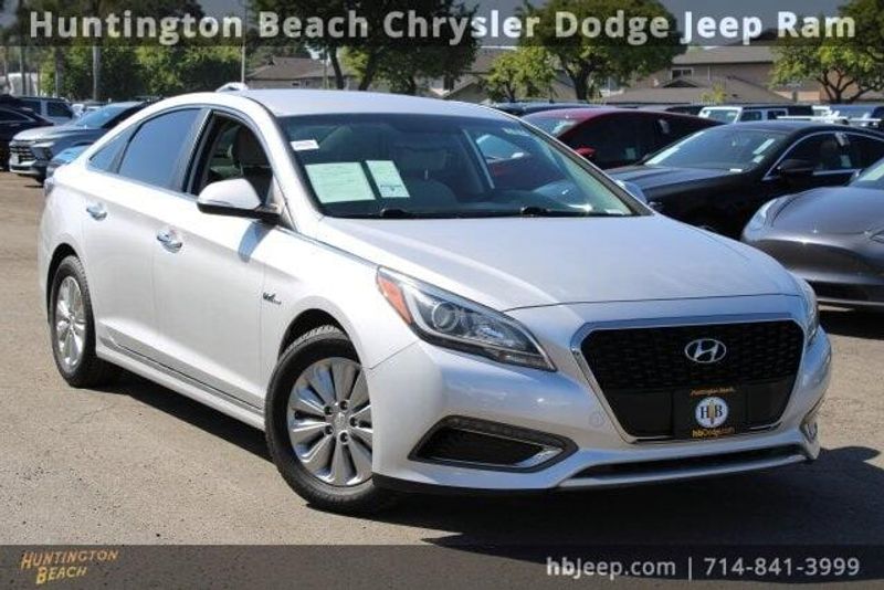 2016 Hyundai Sonata Hybrid SEImage 1