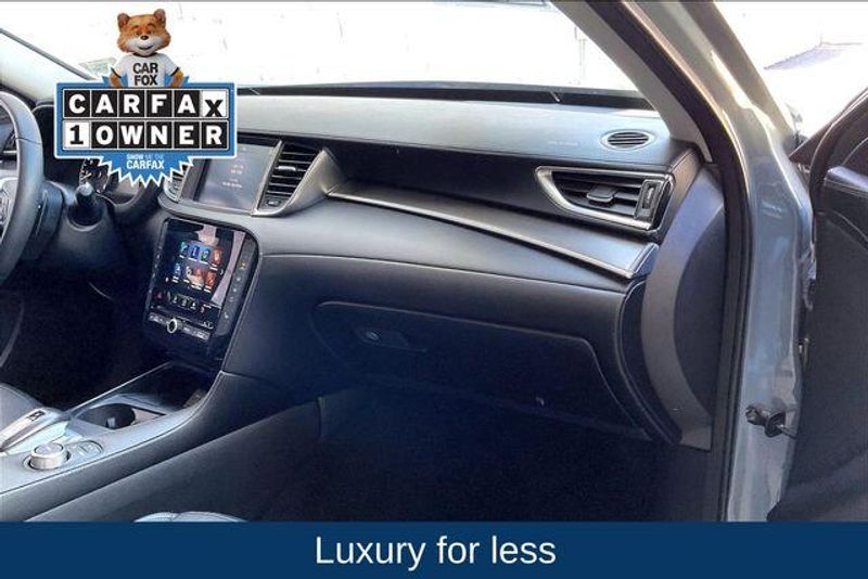 Used 2023 INFINITI QX50 LuxeImage 16