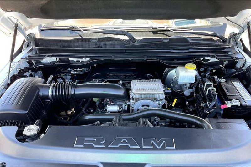 Used 2023 RAM 1500 LimitedImage 9
