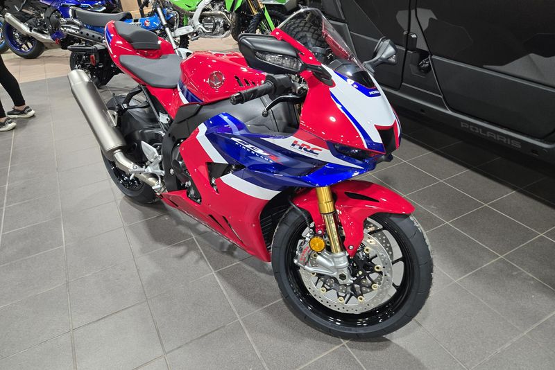 2025 HONDA CBR1000RRR FIREBLADE SP GRAND PRIX RED 