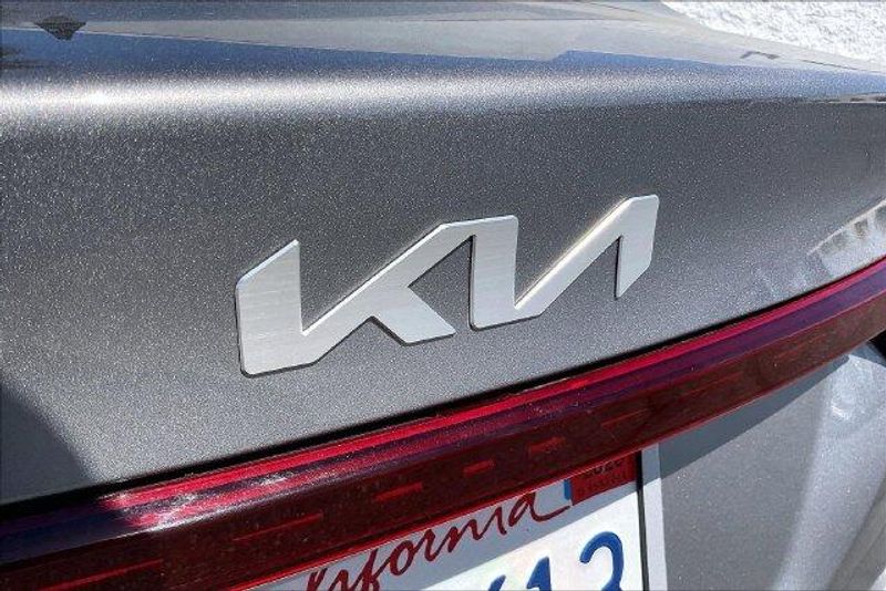 Used 2023 Kia Forte LXSImage 31