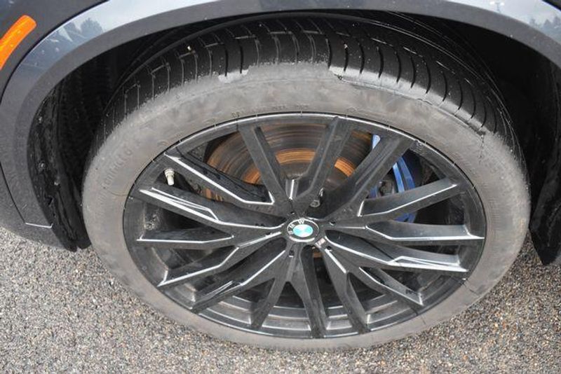 Used 2022 BMW X5 xDrive40iImage 13