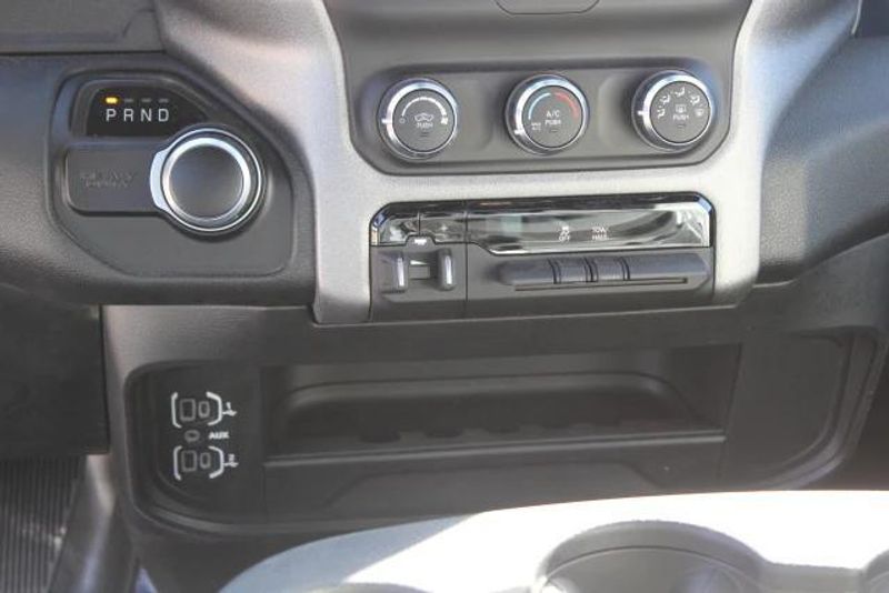 2023 RAM 2500 Tradesman Crew Cab 4x2 Long BoxImage 18