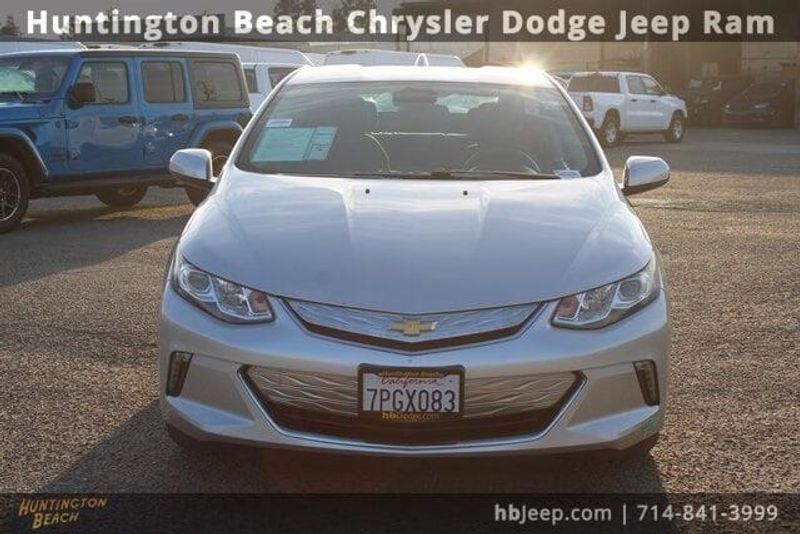 2016 Chevrolet Volt LTImage 2