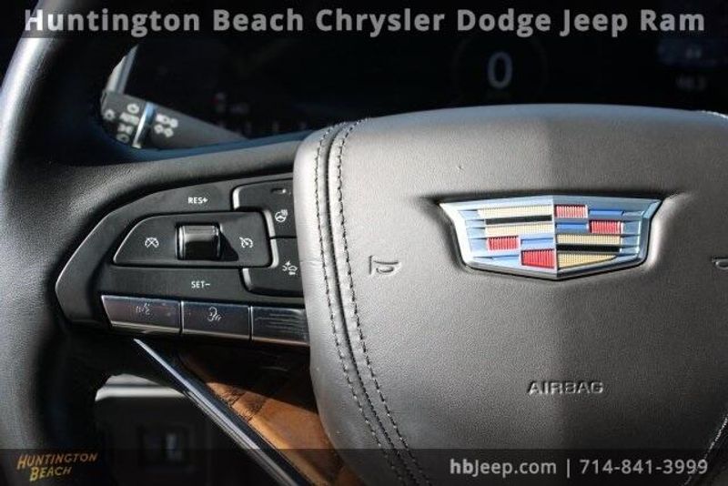 2021 Cadillac Escalade Sport PlatinumImage 19