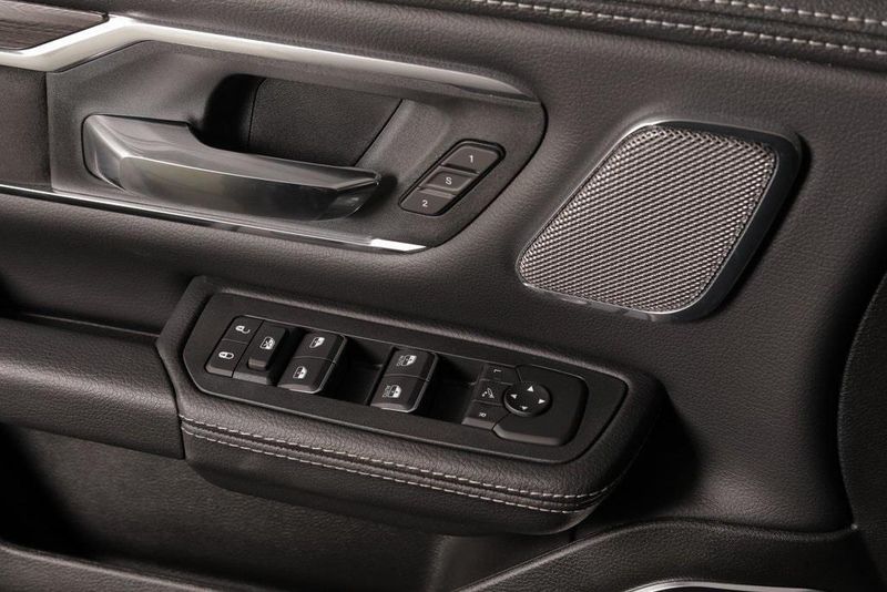 2025 RAM 1500 Laramie Crew Cab 4x4 5