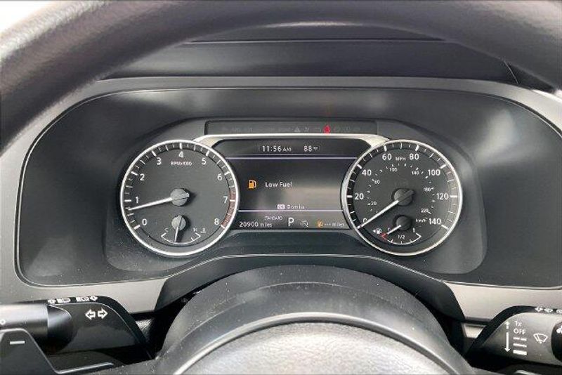 Used 2025 Nissan Pathfinder SImage 20