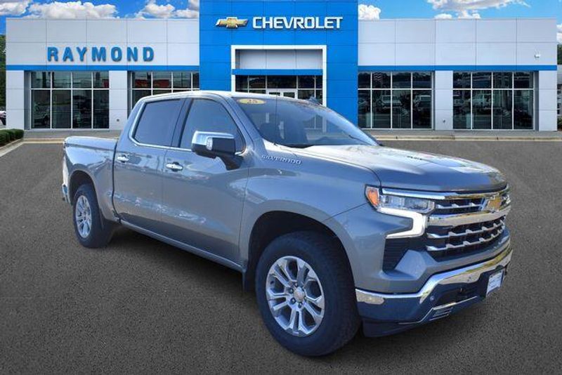 New 2025 Chevrolet Silverado 1500 LTZImage 1