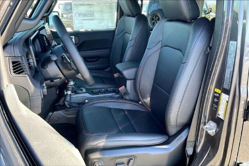 New 2027 Jeep Wrangler 4-door MoabImage 8