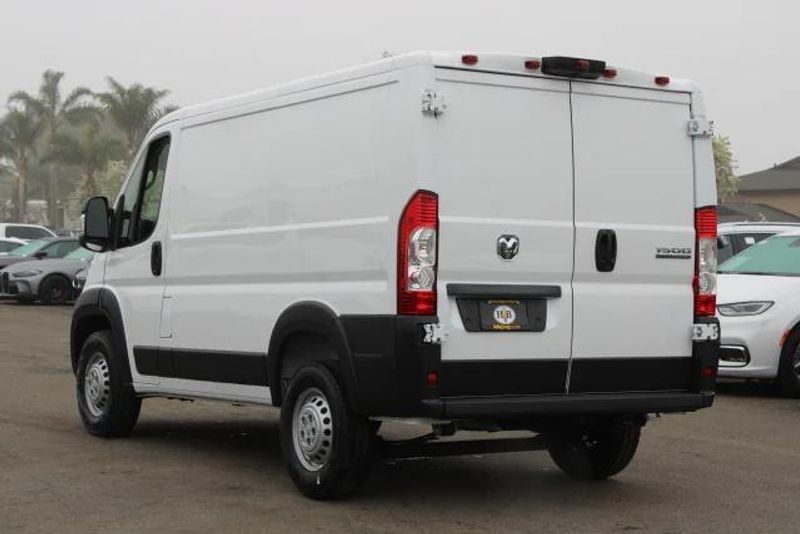 2025 RAM ProMaster 1500 Low Roof 118 WBImage 3
