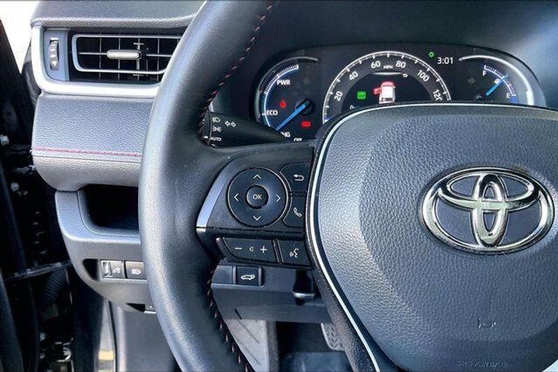 Used 2024 Toyota RAV4 Prime SEImage 18
