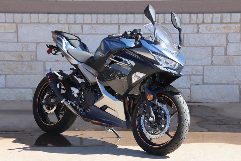 2023 KAWASAKI NINJA 400 BASE 