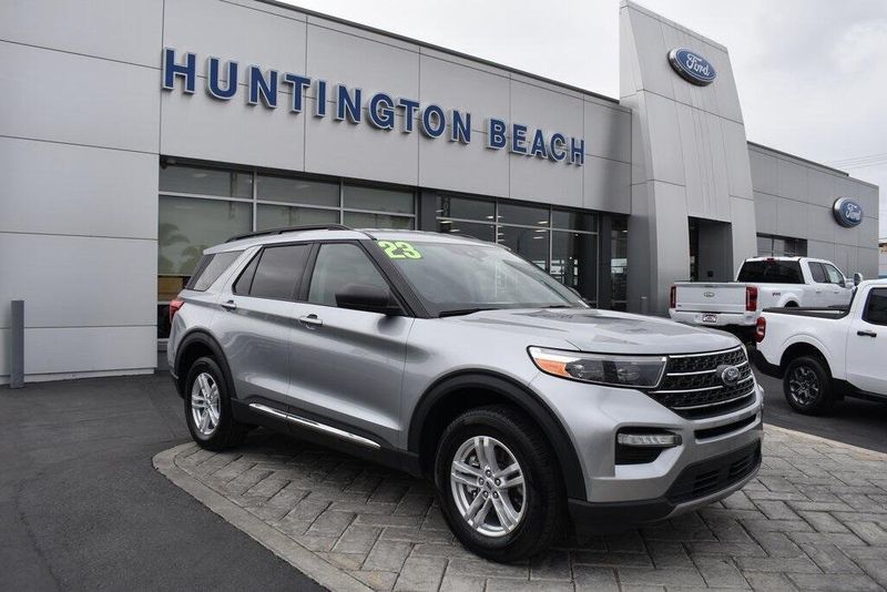 Used 2023 Ford Explorer XLTImage 1