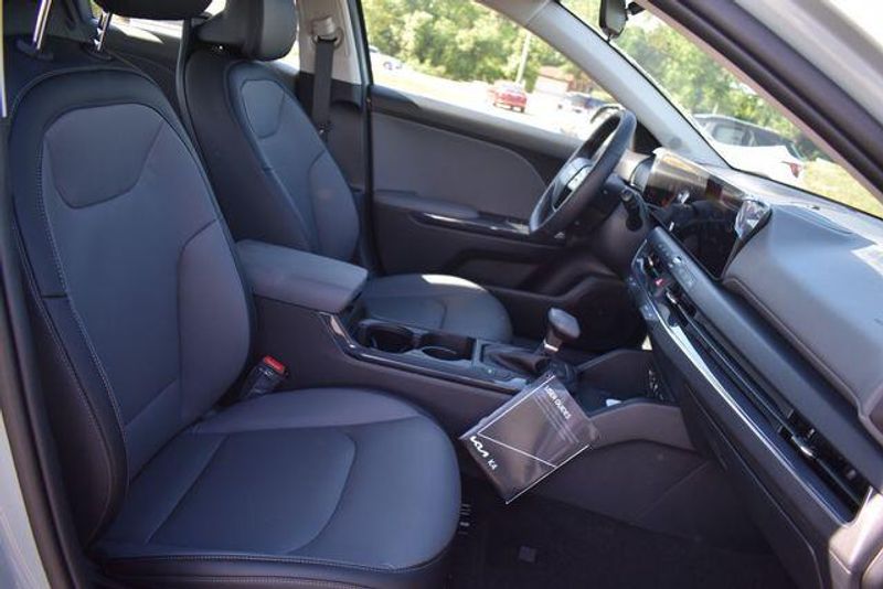 New 2026 Kia K4 EXImage 13