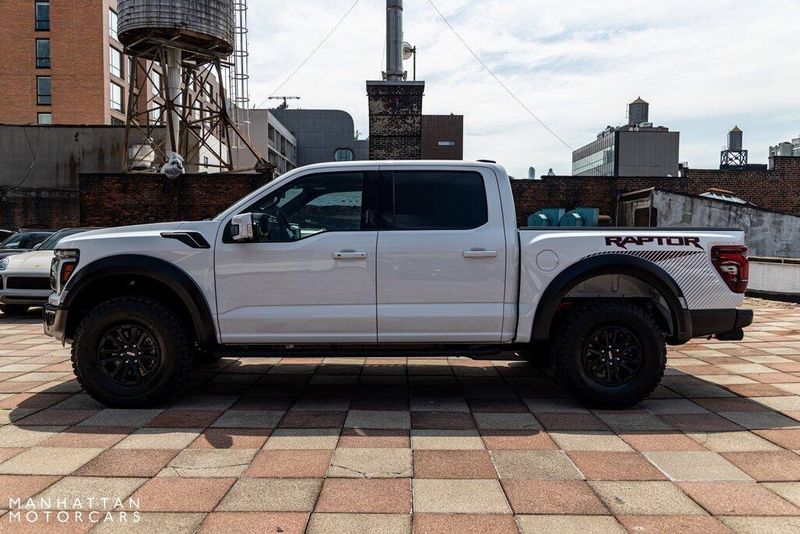 2024 Ford F-150 RaptorImage 2