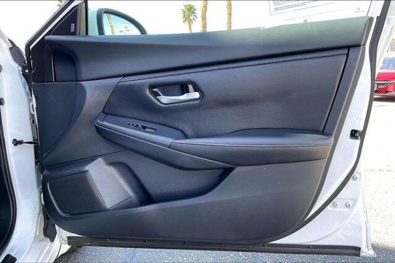 Used 2023 Nissan Sentra SVImage 23