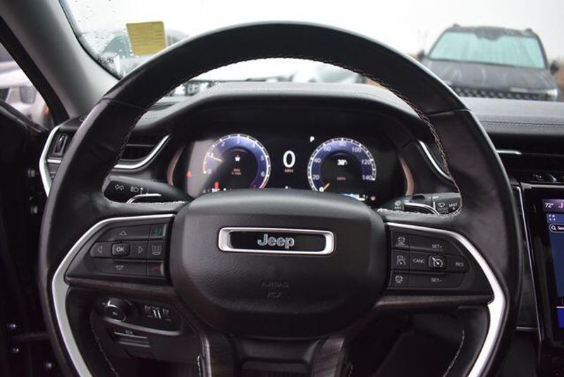 Used 2021 Jeep Grand-Cherokee-L LimitedImage 34