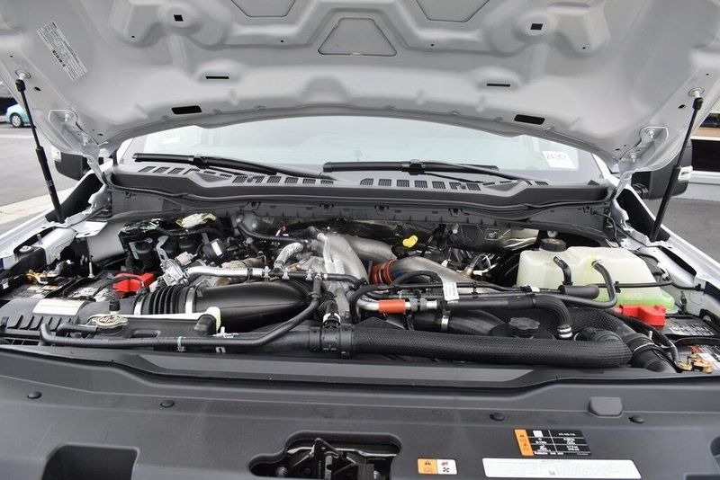New 2024 Ford F-250SD LariatImage 32
