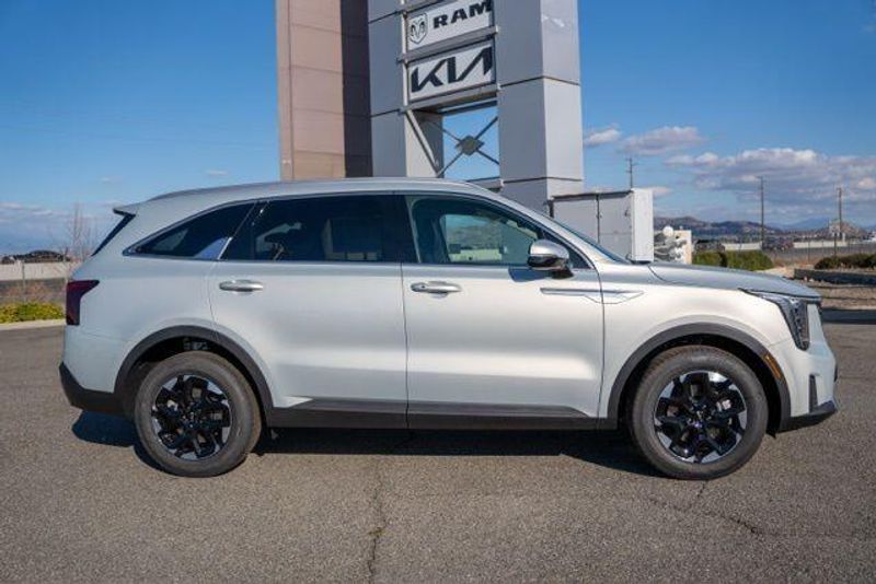 New 2026 Kia Sorento SImage 8