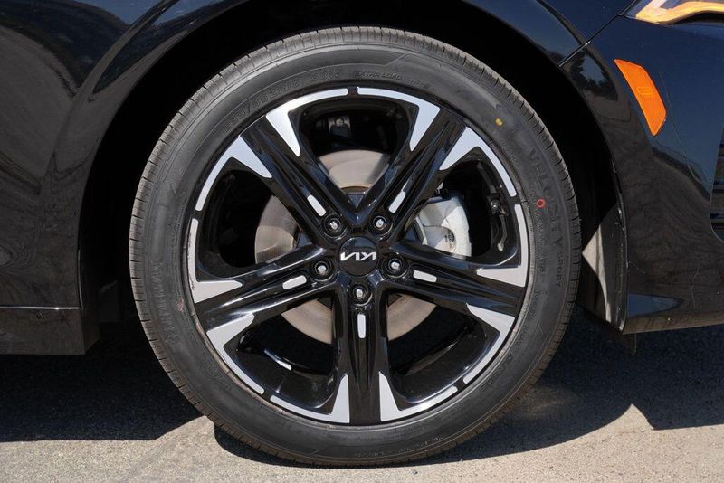 Used 2024 Kia K5 GT-LineImage 9
