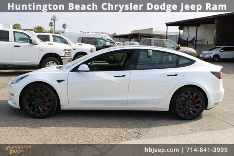 2023 Tesla Model 3 PerformanceImage 7