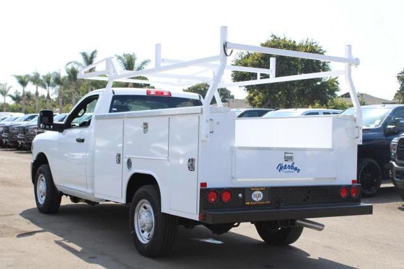 2024 RAM 2500 Tradesman Regular Cab Harbor BodyImage 3
