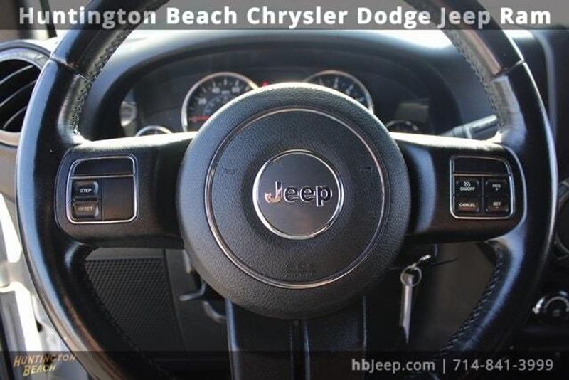 2016 Jeep Wrangler JK SportImage 18
