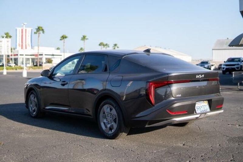 2025 Kia K4 LXImage 5