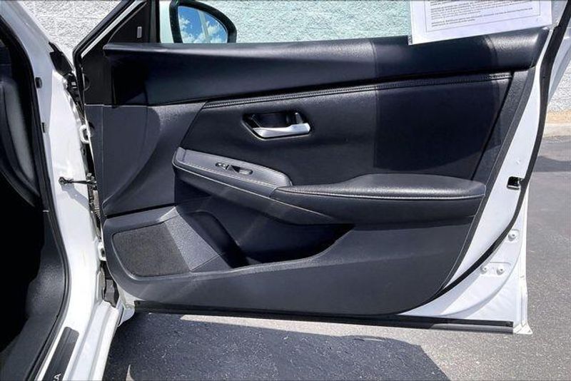 Used 2025 Nissan Sentra SVImage 23