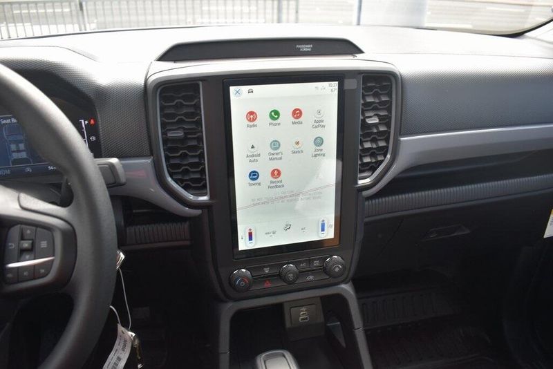 New 2025 Ford Ranger XLImage 15