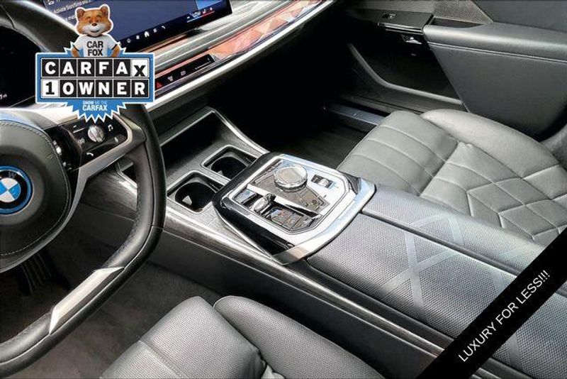 Used 2023 BMW i7 xDrive60Image 17
