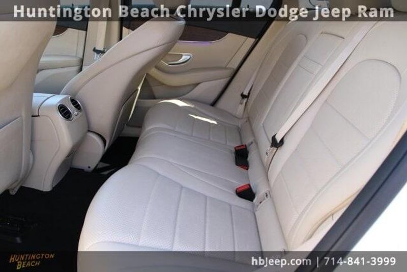 2022 Mercedes-Benz GLC 300Image 33
