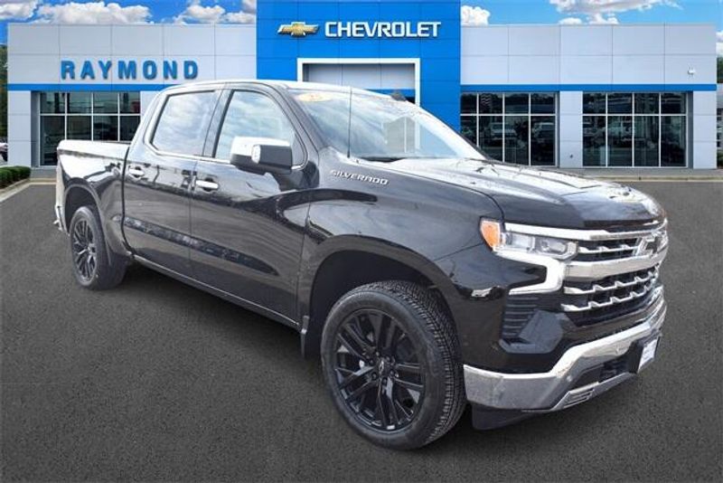 2025 Chevrolet Silverado 1500 LTZImage 10