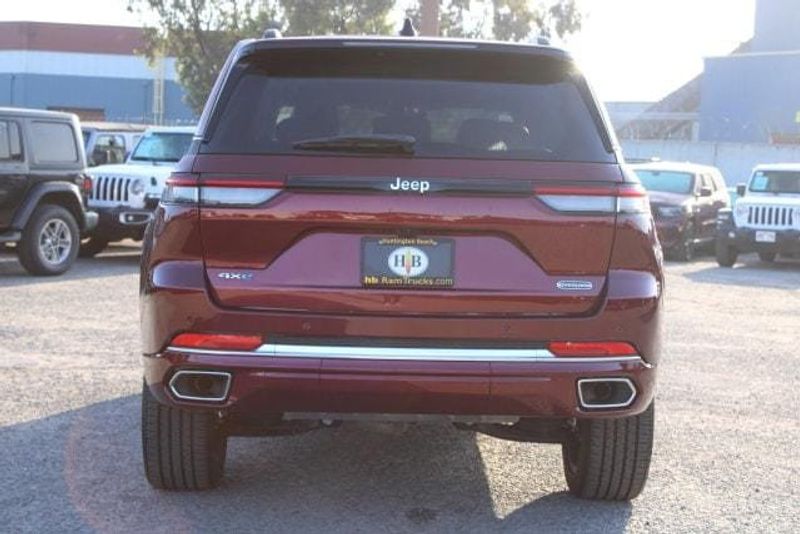 2023 Jeep Grand Cherokee 4xe OverlandImage 4