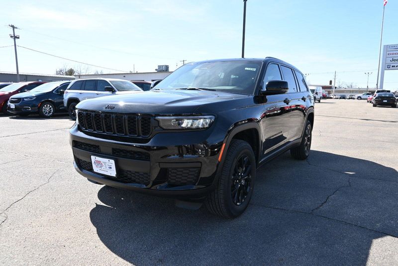 2025 Jeep Grand Cherokee L Altitude XImage 4
